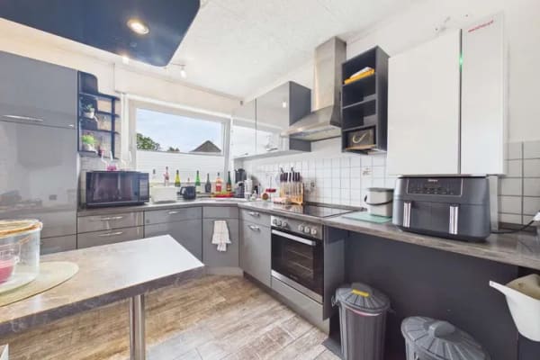 Immobilie in Oelde - Ruhig wohnen: 4-Zimmer-Wohnung mit Balkon, Garage und Stellplatz in Oelde-Stromberg - Bild 4