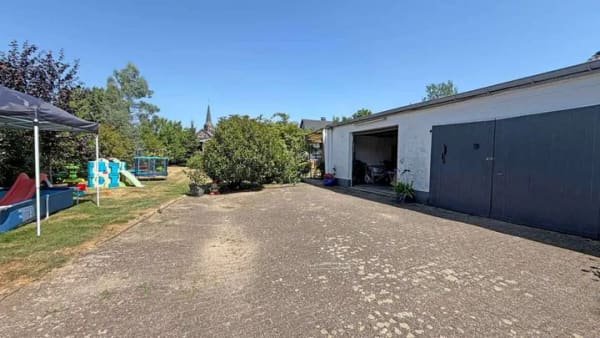 Immobilie in Xanten - Ein Zuhause mit Platz und Freiraum!  Haus mit Einliegerwohnung in Xanten Marienbaum! - Bild 1