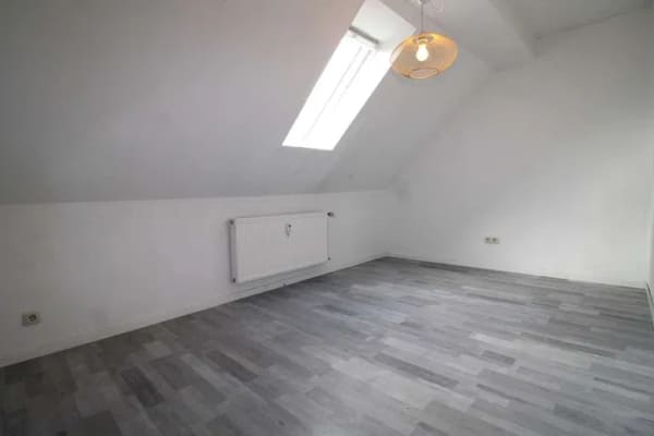 Immobilie in Herrieden - Charmante 3-Zimmer-Dachgeschosswohnung mit Gartenterrasse - Bild 4