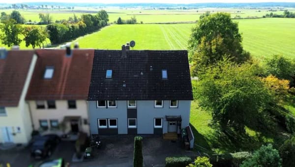Immobilie in Herrieden - Wohnen mit Weitblick – helle Erdgeschosswohnung mit Terrasse und Garten - Bild 1