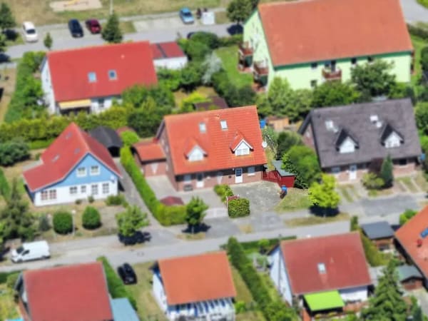Immobilie in Wiek - DHH in Wiek auf Rügen // 10 Gehminuten zum Strand // Sauna // Feriendomizil mit Vermietungspotenzial - Bild 3