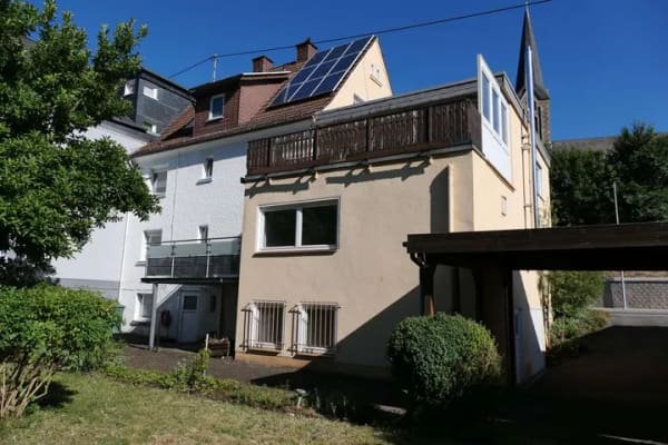 Immobilie in Hilchenbach - Doppelhaushälfte für die Großfamilie mit Ladenlokal - Bild 4