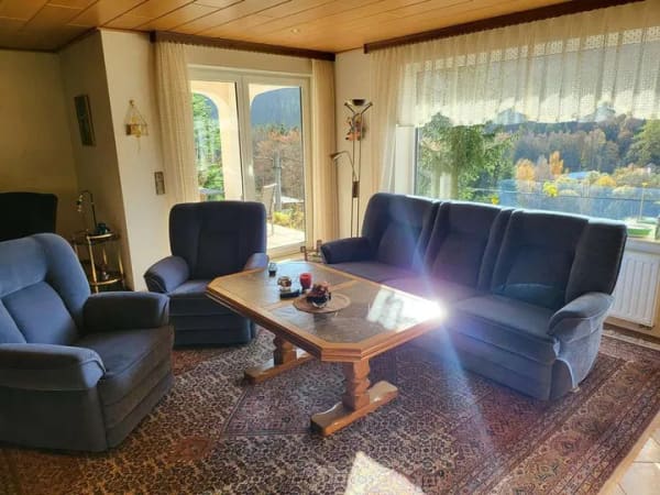 Immobilie in Klingenthal - Schnäppchen nach Rohrbruch - gemütliches Zweifamilienhaus mit Fernblick in Klingenthal - Bild 3