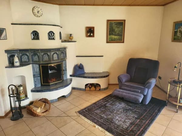 Immobilie in Klingenthal - Schnäppchen nach Rohrbruch - gemütliches Zweifamilienhaus mit Fernblick in Klingenthal - Bild 4