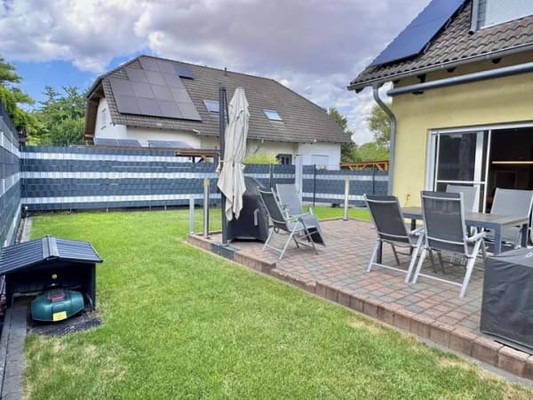 Immobilie in Polch - TOP gepflegt - Mit Einbauküche und PV-Anlage - alles, was man braucht in ruhiger Lage - Bild 2