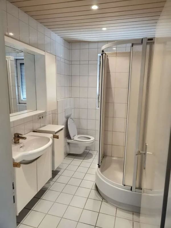 Immobilie in Tann - Großzügiges Ein- oder Zweifamilienhaus, vielseitig nutzbar & mit Entwicklungspotenzial - Bild 3