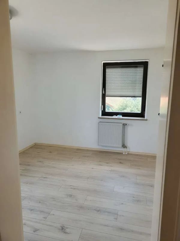 Immobilie in Tann - Großzügiges Ein- oder Zweifamilienhaus, vielseitig nutzbar & mit Entwicklungspotenzial - Bild 4
