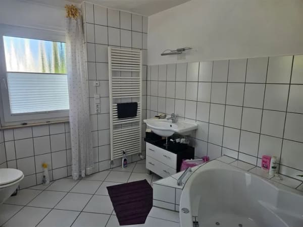 Immobilie in Nattheim - Charmantes Zuhause mit viel Potenzial und schönem Garten - Bild 3
