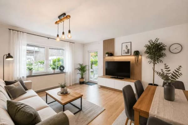 Immobilie in Schönau im Schwarzwald - Großzügige 4-Zimmer Erdgeschosswohnung mit Terrasse und modernem Bad - Bild 0
