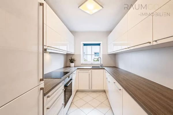 Immobilie in Schönau im Schwarzwald - Großzügige 4-Zimmer Erdgeschosswohnung mit Terrasse und modernem Bad - Bild 2