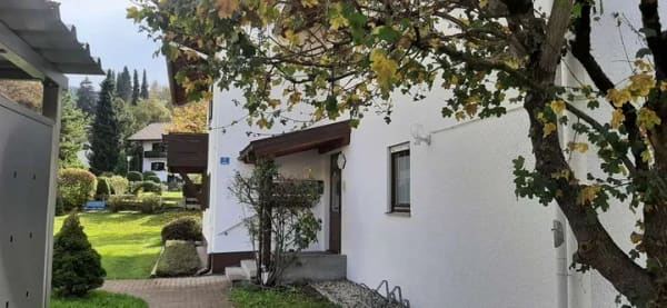 Immobilie in Bad Kohlgrub - Wohnen, wo andere Urlaub machen – charmante 2-Zimmer-Wohnung in Bad Kohlgrub - Bild 0