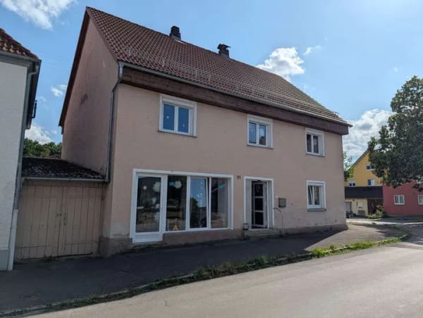 Immobilie in Riedlingen - Günstiger Einstieg ins Eigenheim: Viel Platz für wenig Geld mit Eigenleistung! - Bild 0