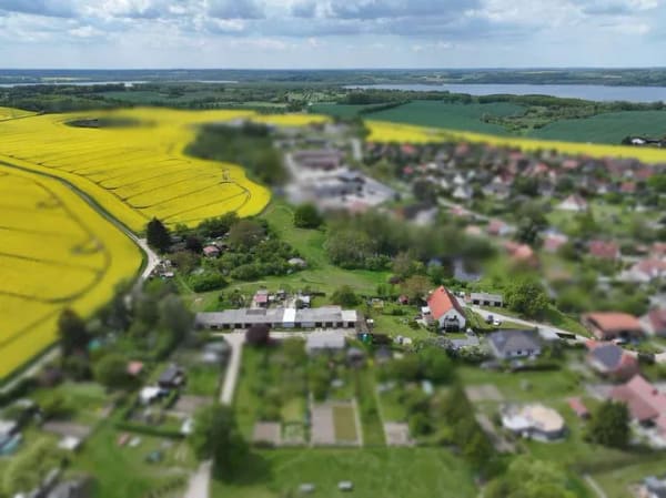Immobilie in Groß Nemerow - Vollvermietetes Mehrfamilienhaus, Garagen- und Gartenkomplex in ruhiger beliebter Wohnlage - Bild 1