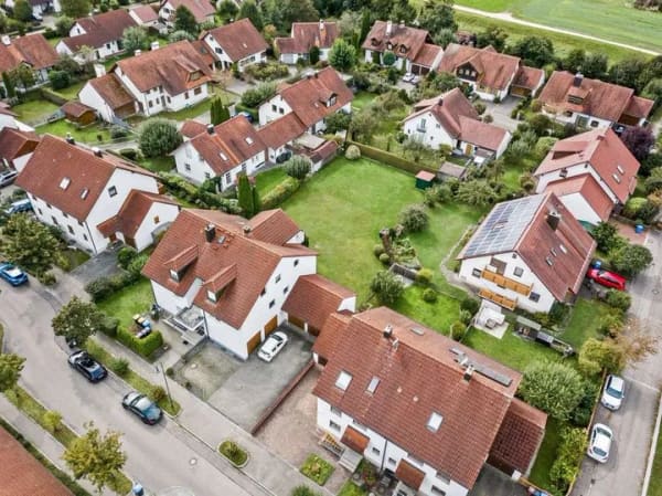 Immobilie in Thannhausen - **ABVERKAUF! Letzte 2 ZKB mit Garage & Garten - Schnell noch zuschlagen!** - Bild 0