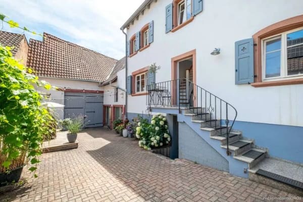 Immobilie in Ranschbach - Charmantes ehemaliges Winzerhaus in Ranschbach – kernsaniert, stilvoll und voller Charakter - Bild 1