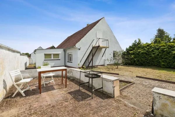 Immobilie in Brieskow-Finkenheerd - Hier zählt das Potenzial – Haus mit Werkstatt, 3 Garagen & Ausbaureserve im DG - Bild 2