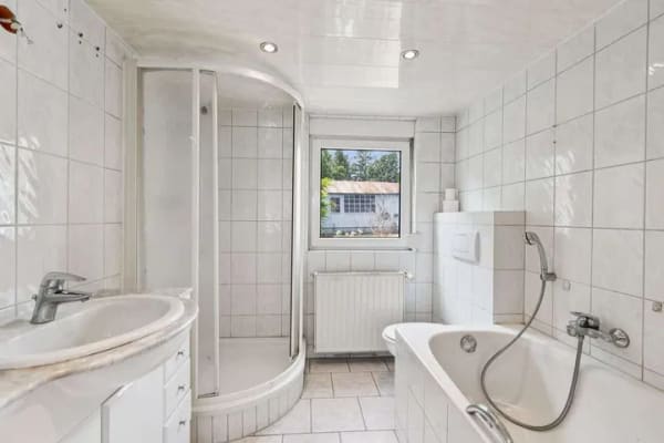 Immobilie in Brieskow-Finkenheerd - Hier zählt das Potenzial – Haus mit Werkstatt, 3 Garagen & Ausbaureserve im DG - Bild 3