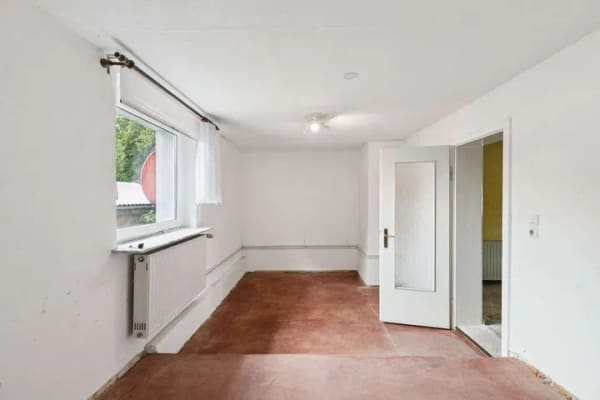 Immobilie in Brieskow-Finkenheerd - Hier zählt das Potenzial – Haus mit Werkstatt, 3 Garagen & Ausbaureserve im DG - Bild 4