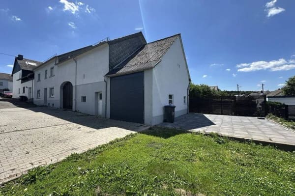 Immobilie in Hermeskeil - Einfamilienhaus in Hermeskeil  - Viel Platz für Ihre Wohnträume - Bild 1