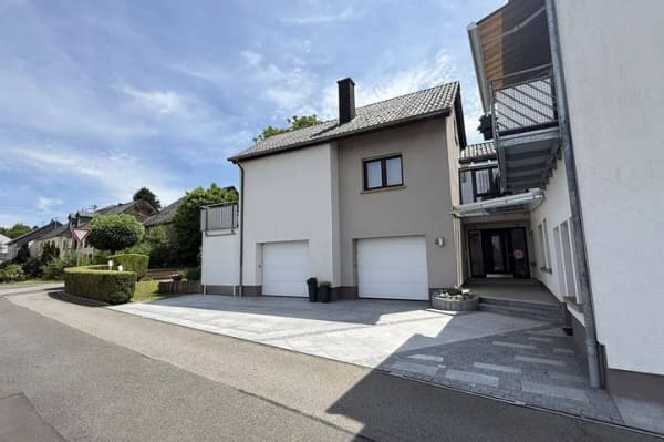 Immobilie in Heidenburg - Großzügig - Modern - Neuwertig Vielseitiges Einfamilienhaus in Heidenburg - Bild 2