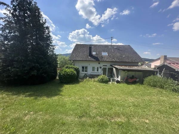 Immobilie in Durchhausen - Einfamilienhaus mit großzügigem Grundstück und Potenzial - Bild 3