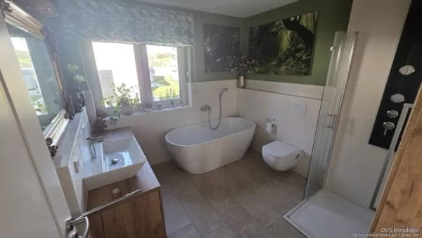 Immobilie in Niederrieden - 4,5 Zimmer-Wohnung mit Garten und Terrasse in Niederrieden - Bild 1