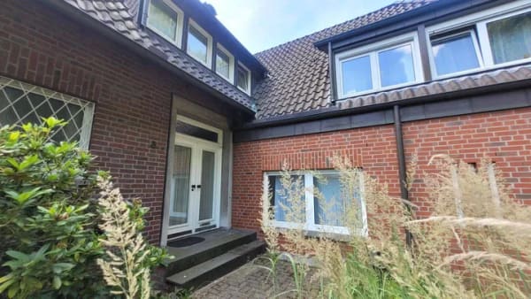 Immobilie in Greven - Wohn- und Geschäftshaus mit drei Wohnungen und Praxisflächen - Bild 2