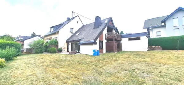 Immobilie in Schillingen - Raumwunder mit Charakter- Charmante Familienresidenz mit enormem Potenzial - Bild 3