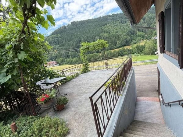 Immobilie in Elzach - Renovierungsbedürftiges Wohnhaus mit großem Grundstück und viel Potenzial - Bild 3