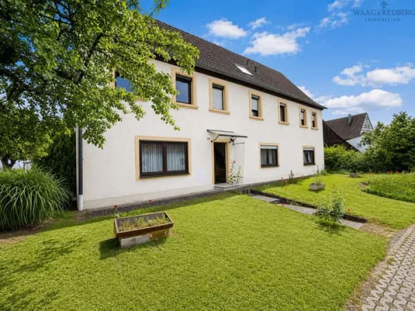 Immobilie in Kleinsendelbach - Wohnen. Vermieten. Investieren. – Attraktives Mehrfamilienhaus mit 280 m² Wohnfläche - Bild 0