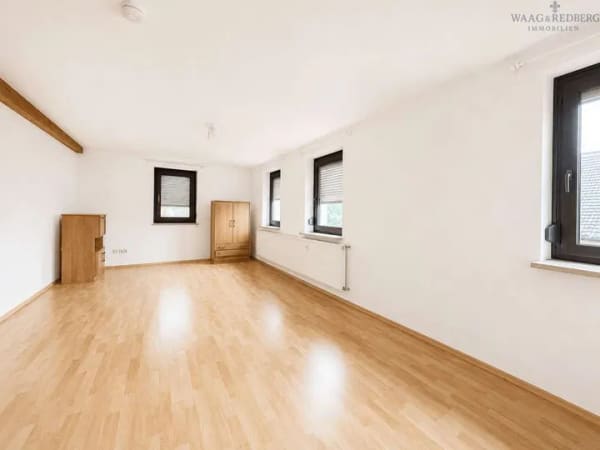 Immobilie in Kleinsendelbach - Wohnen. Vermieten. Investieren. – Attraktives Mehrfamilienhaus mit 280 m² Wohnfläche - Bild 1