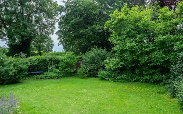 Immobilie in Bönningstedt - Großzügige Wohnqualität in begehrter Lage von Bönningstedt - zeitlose Architektur und ein weitläufig - Bild 3