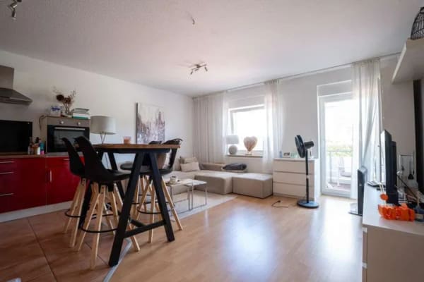 Immobilie in Heuerßen - Vermietete 2-Zimmer-Eigentumswohnung mit Balkon, Aufzug & barrierearmem Wohnkomfort - Bild 3