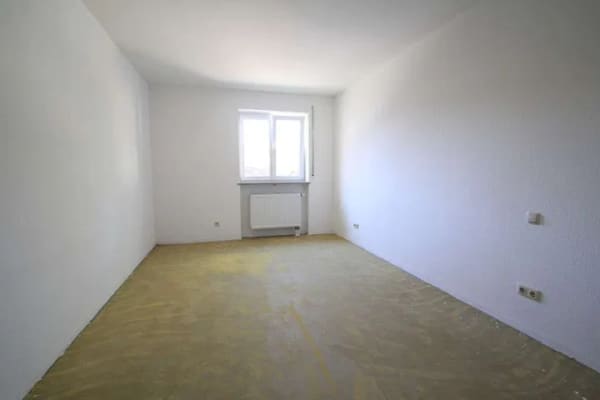 Immobilie in Krumbach (Schwaben) - Direkt im Zentrum - 2-Zimmerwohnung mit TG-Stellplatz - Bild 3