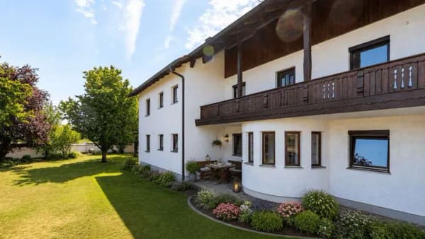 Immobilie in Moos - Wohnen-Hobby-Arbeiten: Großes Haus mit Nebengebäude machts möglich - Bild 3