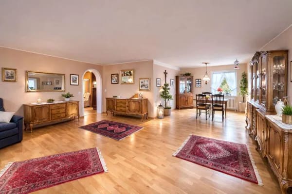 Immobilie in Traitsching - Haus mit Herz, Platz & Perspektive - Wohnen mit Gartenidyllen - Bild 2