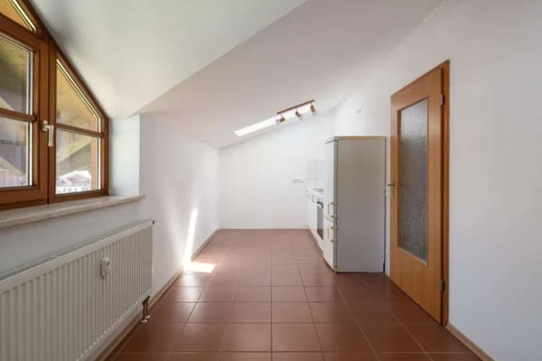 Immobilie in Schleching - Kompaktes und ruhiges 1-Zi Apartment im naturnahen Schleching - Bild 1