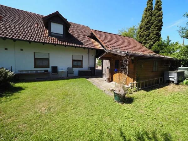 Immobilie in Kirchdorf an der Amper - Gepflegte Doppelhaushälfte mit Südgarten, Garage und viel Potenzial in Kirchdorf an der Amper - Bild 2