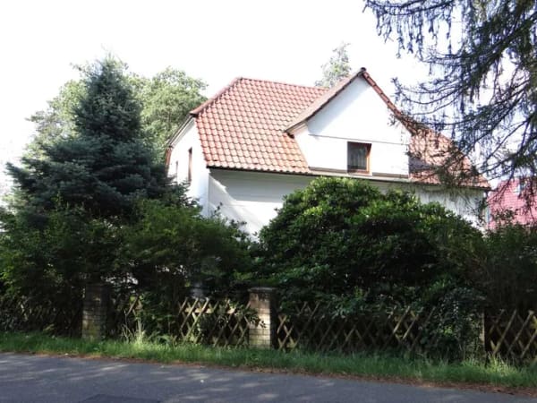 Immobilie in Niesky - Ein Einfamilienhaus zu verkaufen! Teilsaniert am Stadtrand - Bild 4