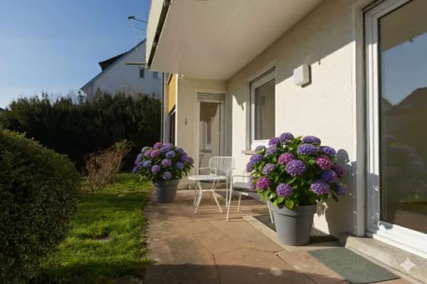 Immobilie in Denkendorf - Achtung Kapitalanleger! Drei großzügige Wohnungen mit Balkonen in einem 3 Familienhaus zu verkaufen! - Bild 4