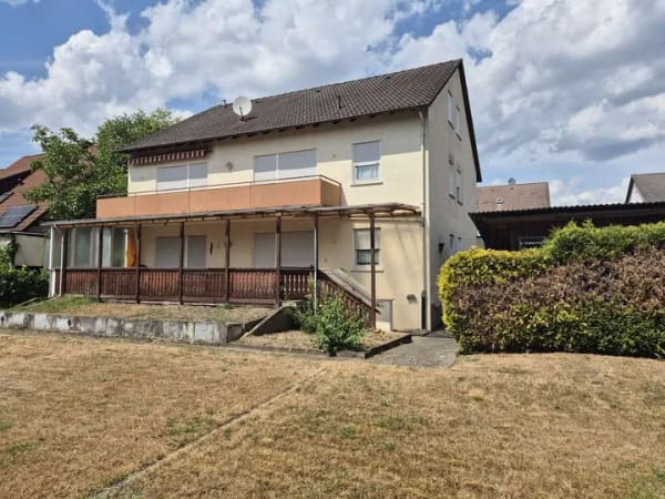 Immobilie in Elsenfeld - Viel Platz in Elsenfeld: Mehrfamilienhaus mit Potenzial für Familien und Investoren - Bild 1