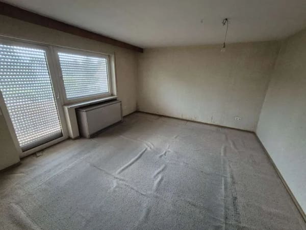 Immobilie in Elsenfeld - Viel Platz in Elsenfeld: Mehrfamilienhaus mit Potenzial für Familien und Investoren - Bild 3