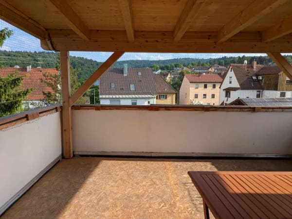 Immobilie in Birkenfeld - Provisionsfrei !!! Pforzheim-Birkenfeld-Großzügige Doppelhaushälfte - Bild 0