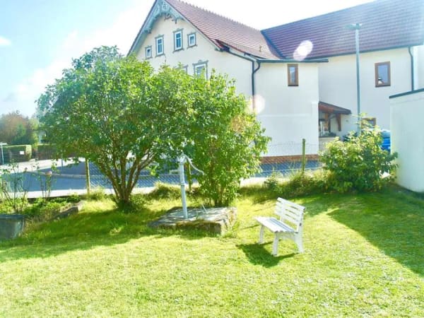 Immobilie in Eisfeld - Vielseitiges und großzügiges Wohn- und Geschäftshaus mit Nebengebäuden! - Bild 2