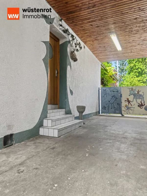 Immobilie in Bruchsal - Wohnen mit Charakter: Großzügiges Wohnensemble mit Hinterhaus, idyllischem Garten und Dachterrasse - Bild 2