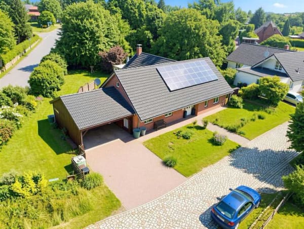 Immobilie in Rehna - Einfamilienhaus mit 4 Zimmern, Sauna, Kamin, Carport und PV-Anlage in Utecht - Bild 3