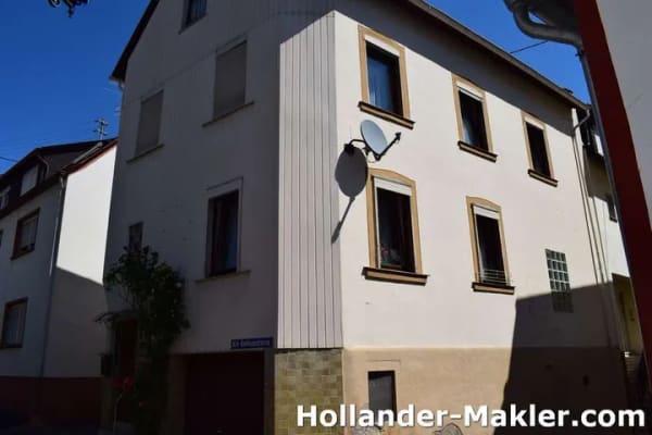 Immobilie in Briedel - Charmantes Einfamilienhaus mit viel Potenzial im idyllischen Weinort Briedel - Bild 0