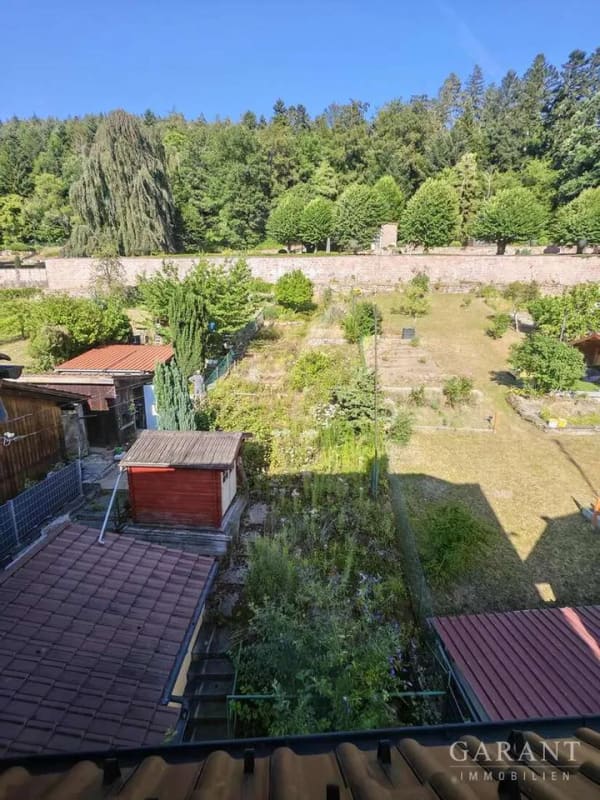 Immobilie in Höfen an der Enz - Großzügige Doppelhaushälfte mit Garten und viel Gestaltungspotenzial - Bild 3
