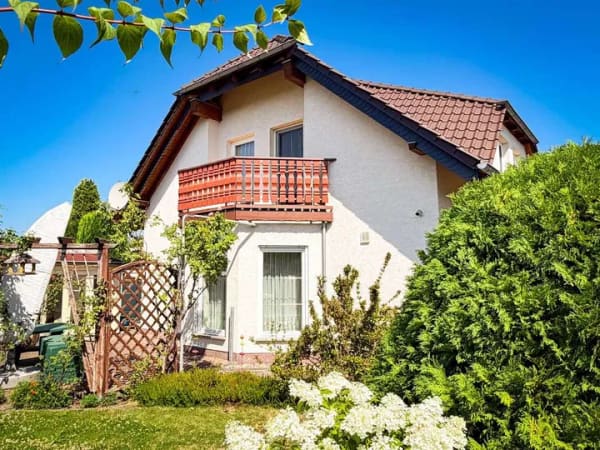 Immobilie in Gröditz - Ein Zuhause zum Verlieben – Einfamilienhaus in Gröditz mit traumhaftem Garten und viel Wohnkomfort! - Bild 4