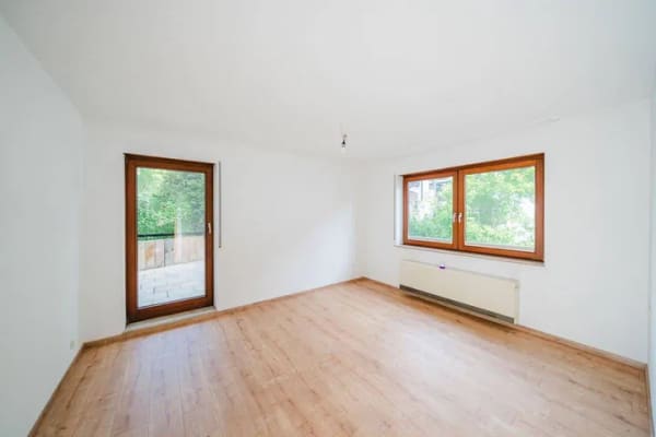 Immobilie in Oberriexingen - 2-Zimmer-Eigentumswohnung mit zusätzlichem, abgeschlossenem Studio (ca. 16 m²) - Bild 2